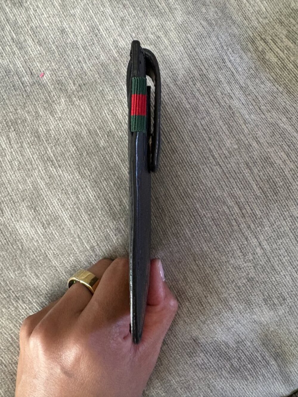Gucci Guccissima Leather Snap Case - Picture 4 of 4